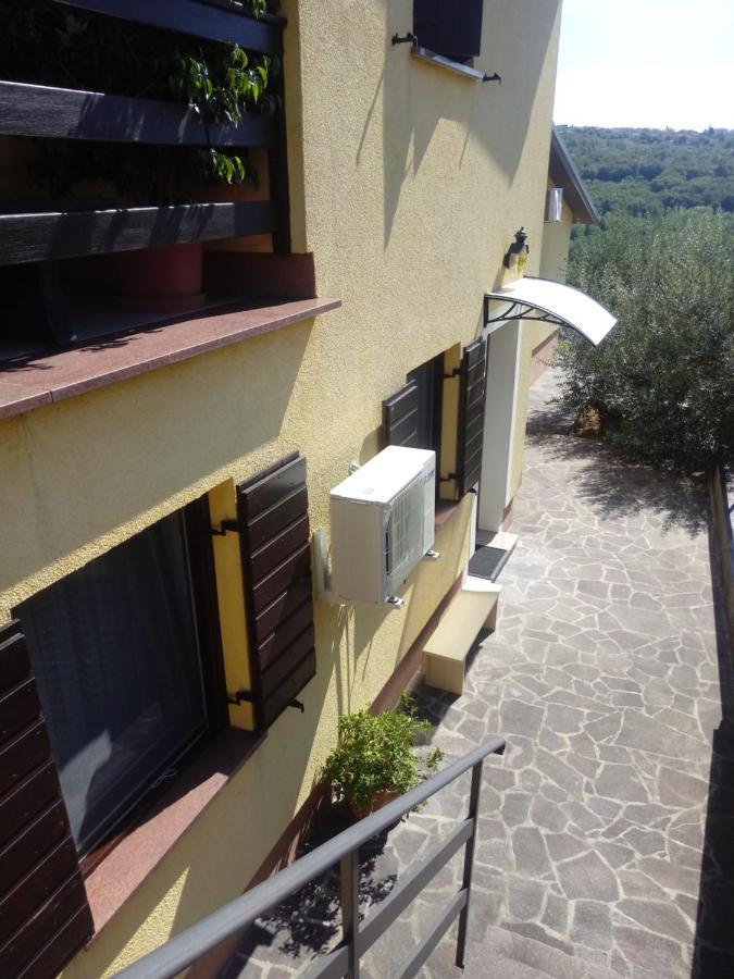Ferienwohnung V Klancu Dekani Exterior foto